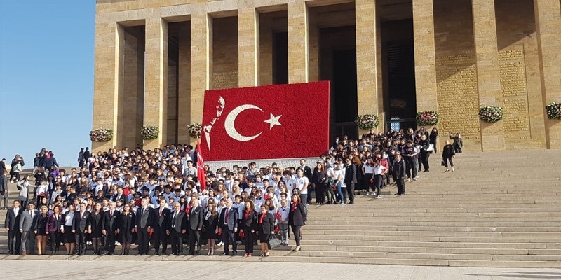 ATAMIZI SAYGI VE RAHMETLE ANDIK